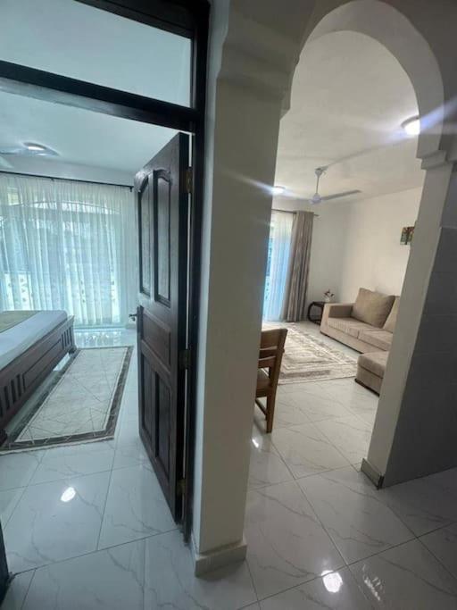 Grey Pearl Apartments Where Raha Is Also Our Priority Malindi Esterno foto